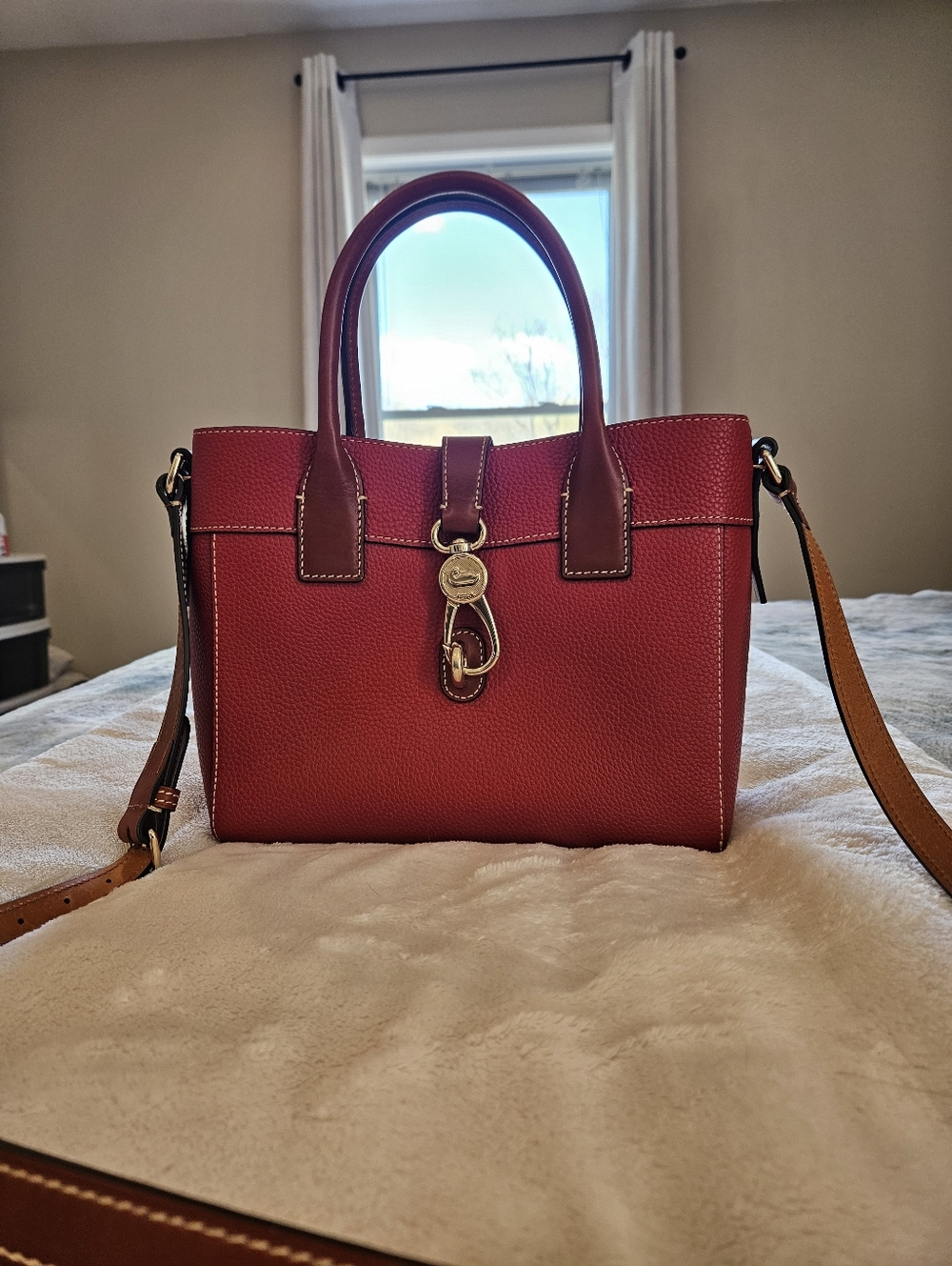 Leather Satchel Handbag in Red